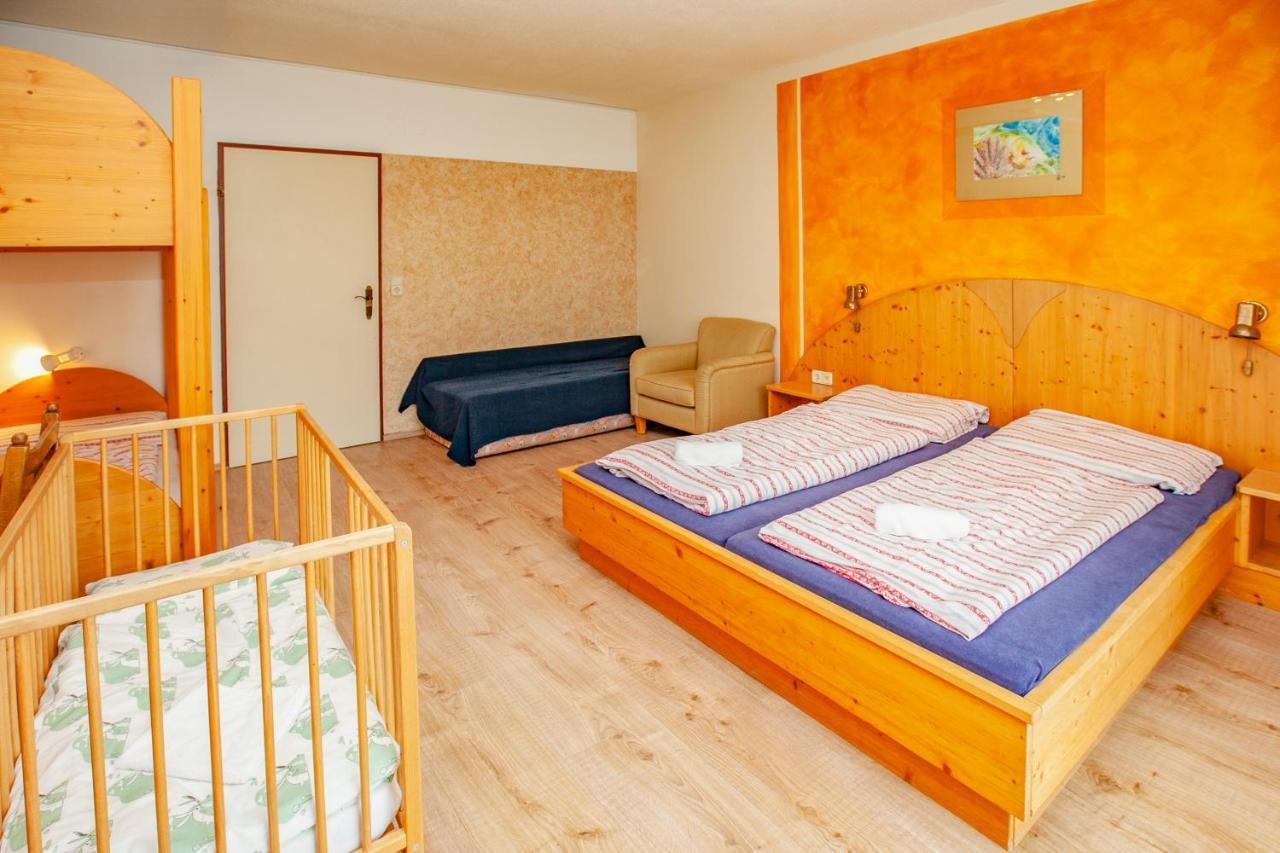 Kinderhotel Schneekonig Patergassen Bagian luar foto
